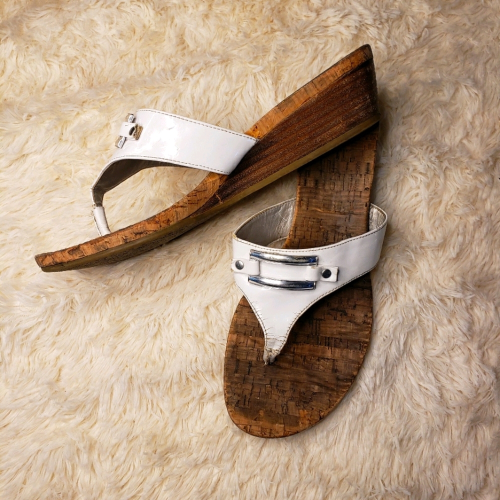 Bandolino wedge sandals
